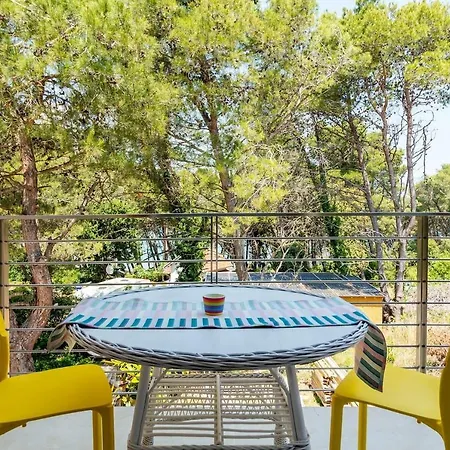 Apartments Beach House Villa Premantura Exterior photo