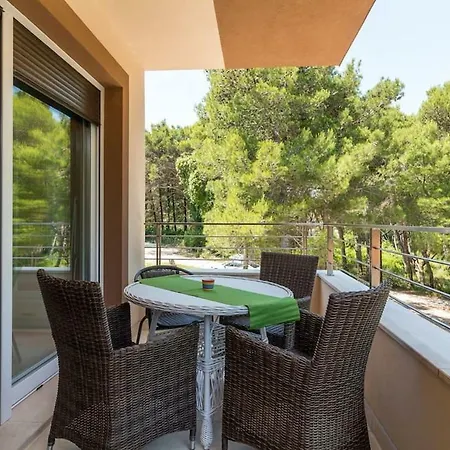 Apartments Beach House Villa Premantura Exterior photo